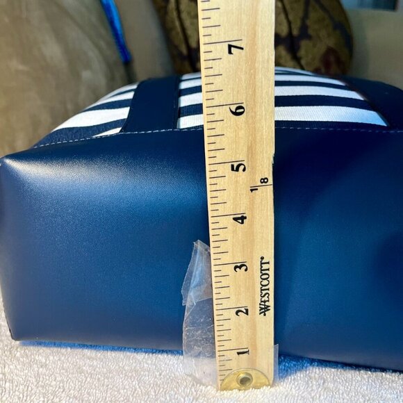 Michael Kors Fulton Striped Canvas Navy & White  Glamorous  Tote NWOT - Picture 7 of 12